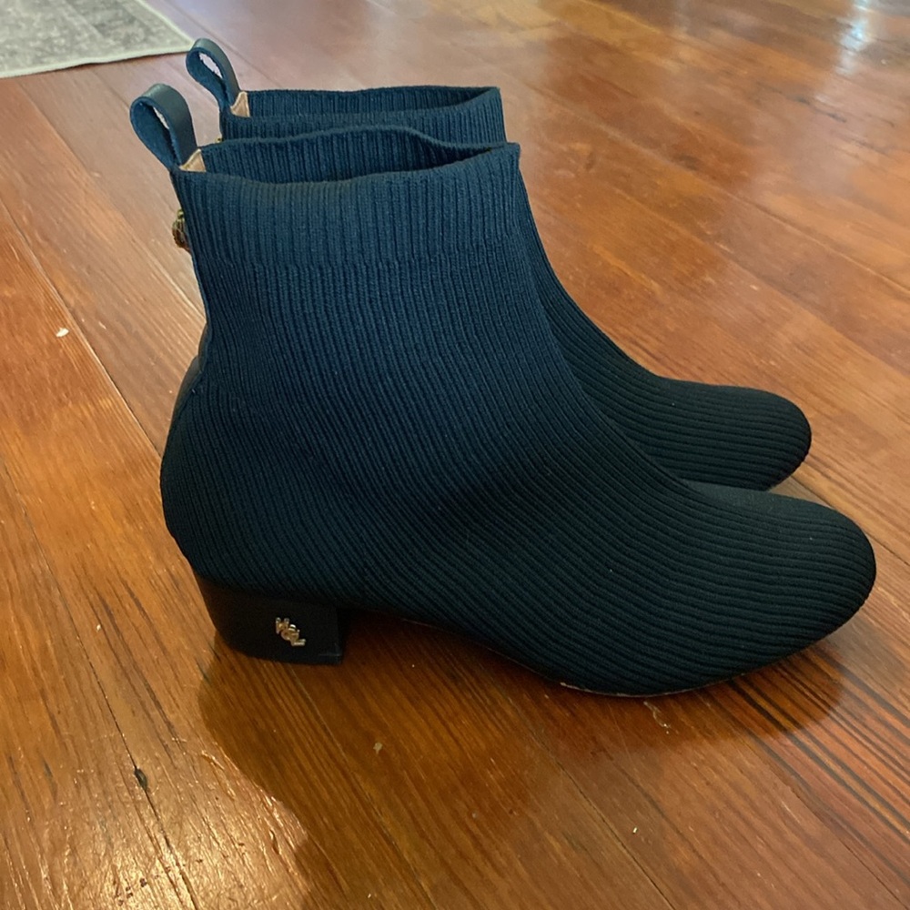 Kurt Geiger Women’s Ribbed Black Ankle Sock Boots size 7.5 - Picture 3 of 9